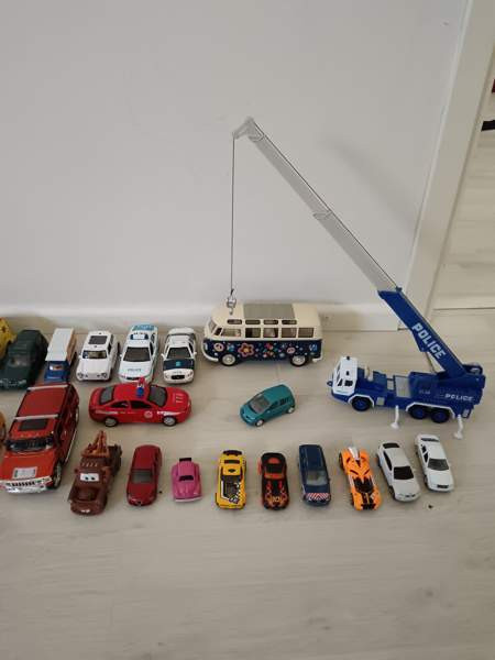 30 leluautoa Вантаа - изображение 5