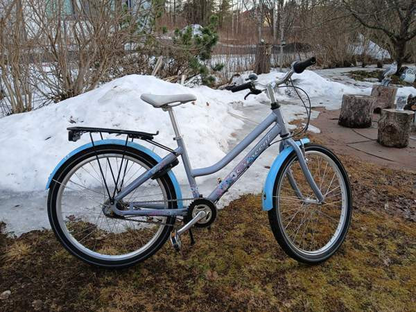 Tyttöjen pyörä 24 Oulu - photo 1