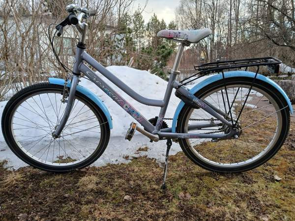 Tyttöjen pyörä 24 Oulu - photo 2