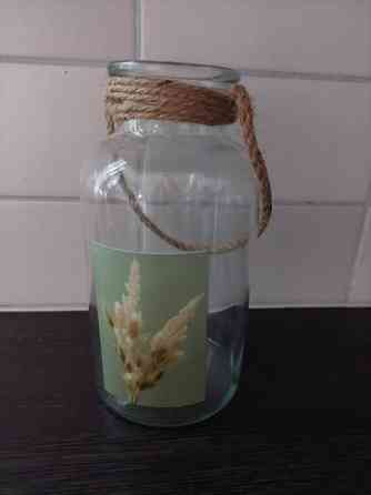 Lyhty tai käy myös maljakoksi. Lahti