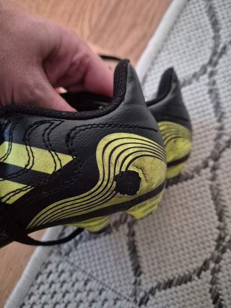 Adidas nappikset 30 Helsinki – foto 6