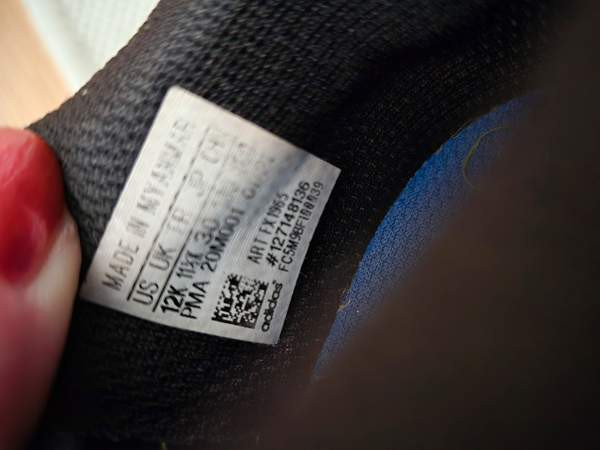 Adidas nappikset 30 Helsinki – foto 5