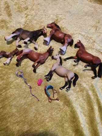 6 kpl aitoja Schleichiä Kauhava