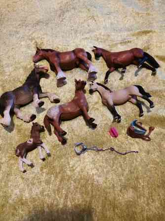 6 kpl aitoja Schleichiä Kauhava