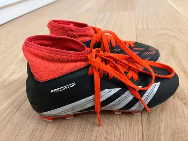 Adidas Predator jalkapallokengät koko 32 Helsinki - photo 1