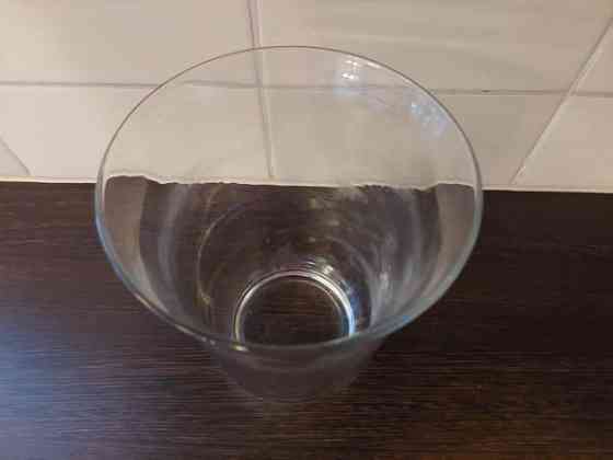 Hurrikaanilasi. Maljakko, lyhty Lahti