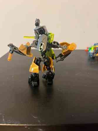 3 pientä Lego bionic legoa Tampere