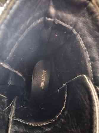 Mustat nilkkurit Parainen