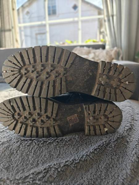 Mustat nilkkurit Parainen - изображение 5