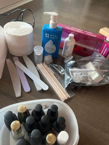 Kynsitarvikkeita ja uv- lamppu Tampere - photo 3