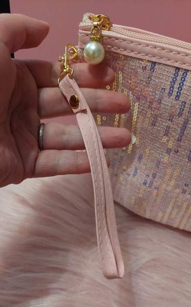 Paljetein koristeltu meikkilaukku Vantaa – foto 2