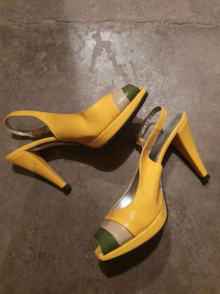 Kauniit, italialaiset nahkakengät Helsinki - valokuva 2