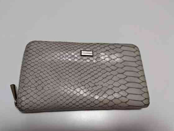 Coccinelle nahkalompakko Espoo