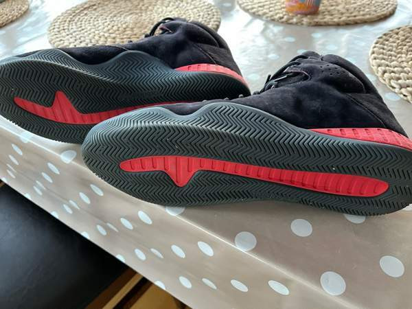 Adidas talvikengät Kontiolahti - изображение 4