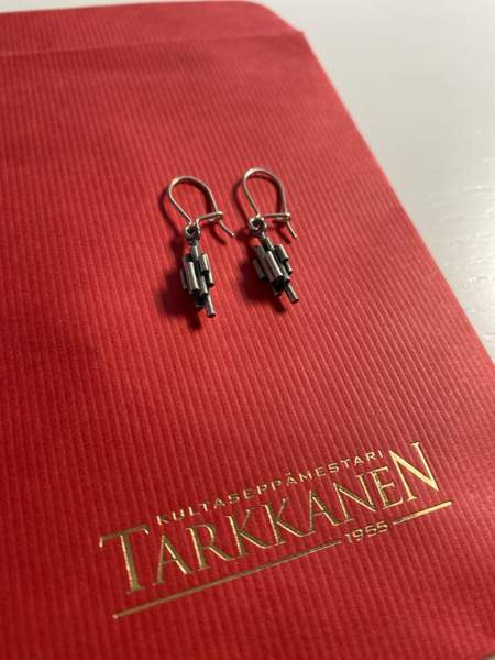 Hopeiset Monument korvakorut Tampere - valokuva 1