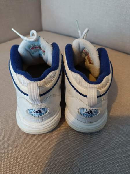 Adidaksen treenikengät 38 2/3 Kempele - valokuva 4