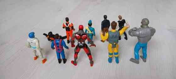 Figuurit 10 kpl (Star wars, Ghostbuster, Batman jn Helsinki