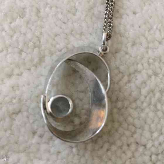 Hopeinen riipus ja ketju Keuruu