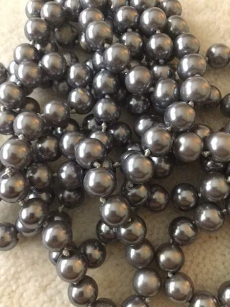 Harmaat pitkät helmet, pituus 150 cm Keuruu – foto 2