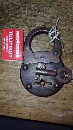 Riippulukko, lukko, Björkbora Helsinki