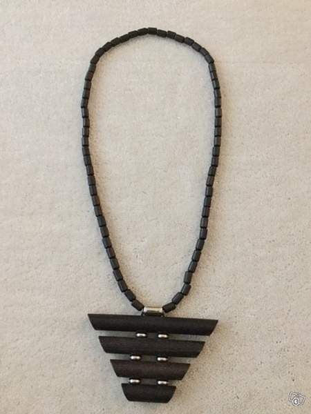 Aarikka musta kaulakoru Keuruu – foto 1