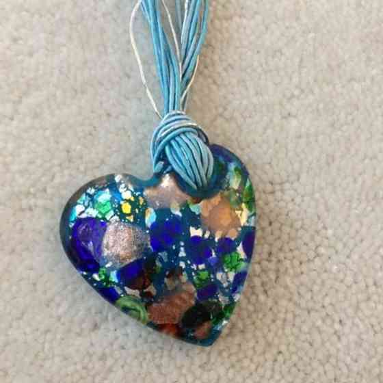 Lasisydän kaulakoru Keuruu