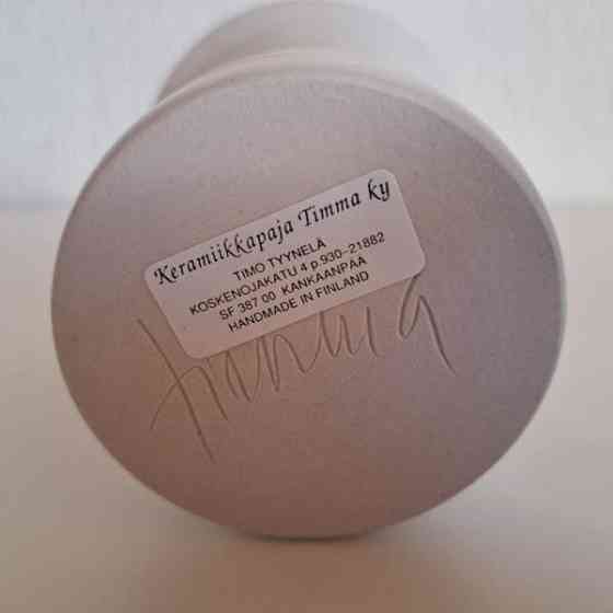 Maljakko keramiikka käsintehty Jaervenpaeae