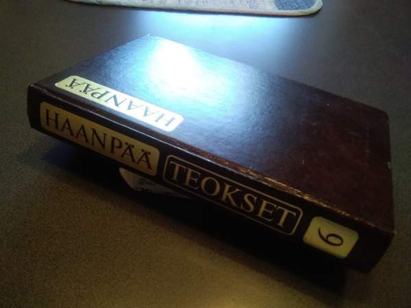 Haanpää teokset 6 Salo - valokuva 1