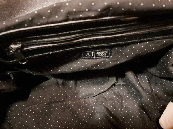 Armani Jeans laukku Лаппенранта - изображение 3