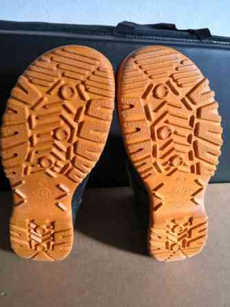 Käyttämättömät turvakengät ARBESKO, koko 42 Maentsaelae