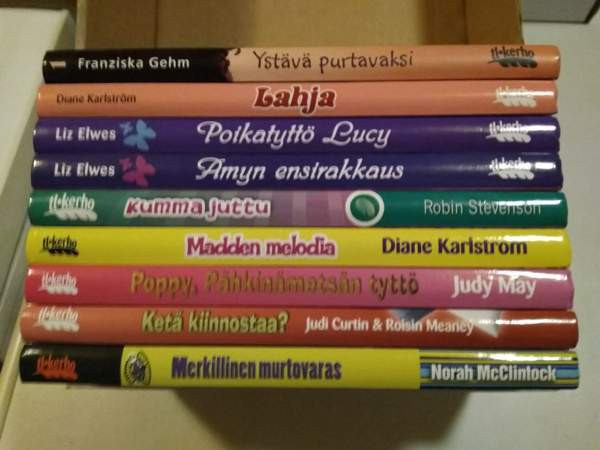 Tl-kerhon kirjat Kajaani – foto 3