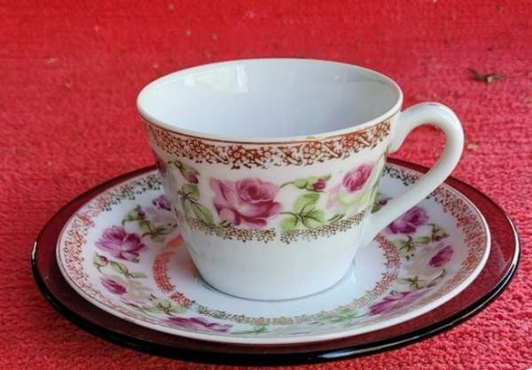 Posliiniset kahvikupit ja lasilautaset Seinaejoki – foto 2