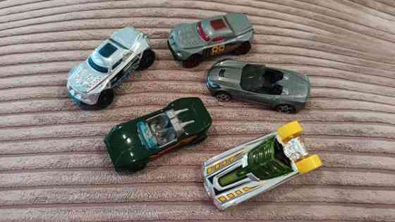 Hot wheels autot setti 3 Pori