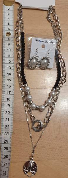 Uusi 3-os. Upea kaulakoru ja korvakorut Helsinki – foto 2