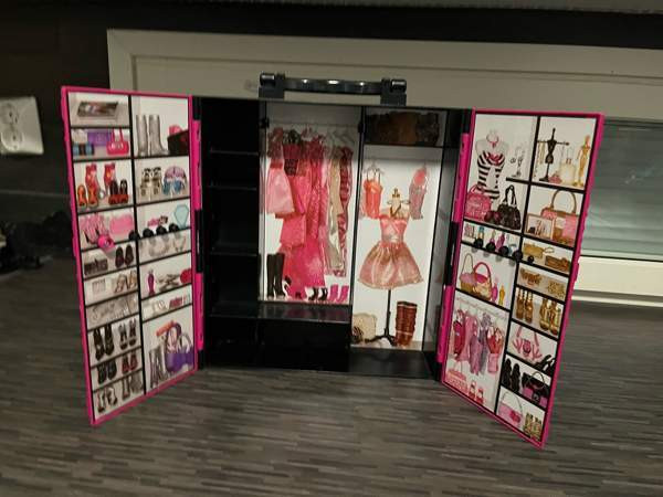 Barbie vaatekaappi Lapua – foto 2