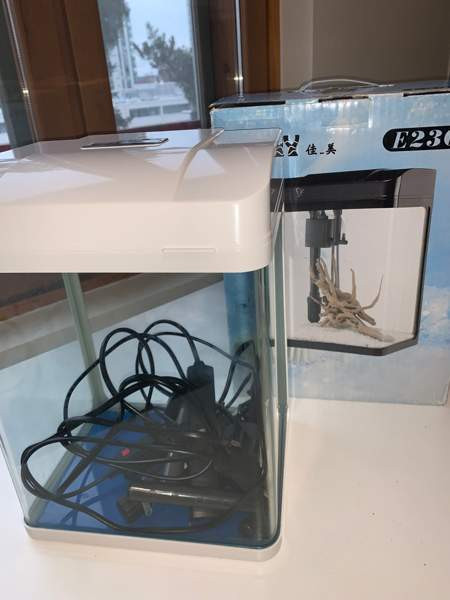 Brand new white aquarium + food and decor Espoo - photo 1