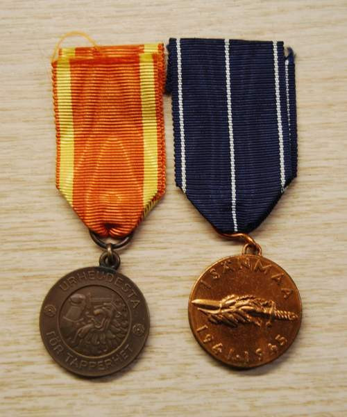 Jatkosodan muistomitali + Vapauden mitali 1941 Helsinki – foto 1