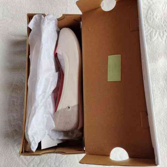 Helly Hansen -kengät, koko 38.7,  uusi, väri off white Salo