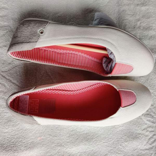 Helly Hansen -kengät, koko 38.7,  uusi, väri off white Salo - valokuva 1