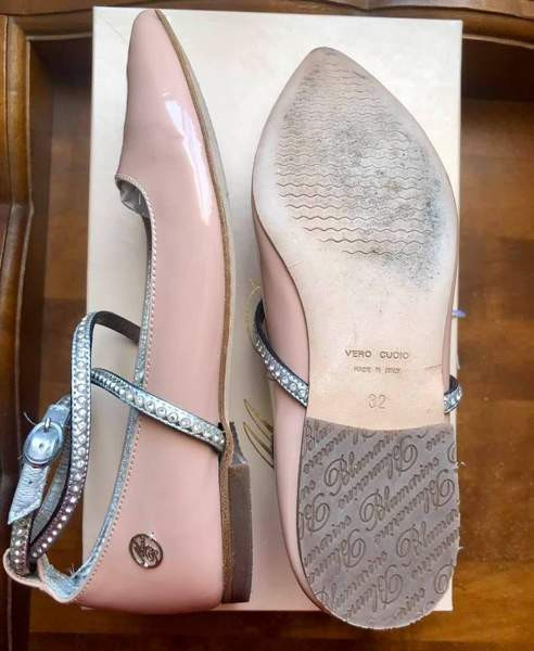 Juhlakengät/ ballerinat Miss Blumarine. Koko 32 Helsinki - изображение 5