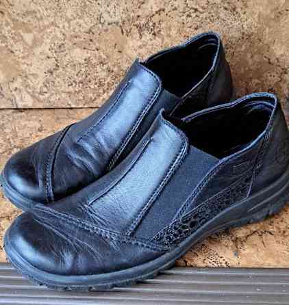 Riekerin kävelykengät 39 Тампере