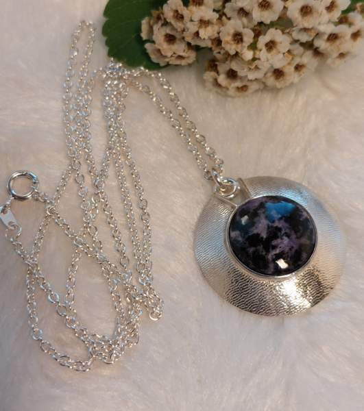 Hannu Äikäs 925 hopeinen kaulakoru violetin tummalla sävyisellä kivellä v. 1996 Лахти - изображение 1