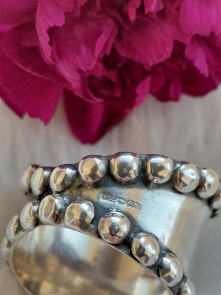 830 hopeinen muhkea sormus. Koko 20. Лахти - изображение 8