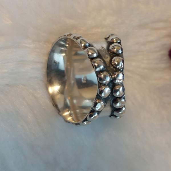 830 hopeinen muhkea sormus. Koko 20. Лахти - изображение 6