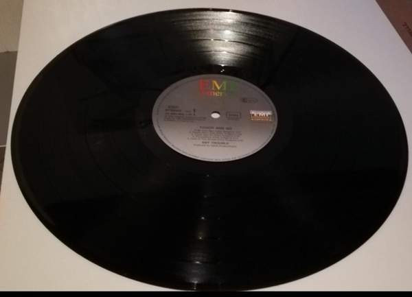 LP Any Trouble, On Tour With Joan Armatrading Kokkola – foto 3