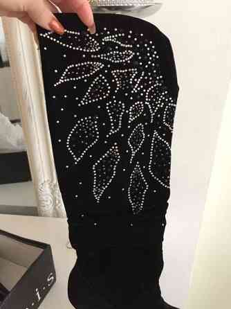 Upeat mustat saappaat strasseilla 35 Vantaa