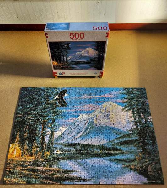 Sure Lox telttailemassa Alpeilla 500 palapeli Salo – foto 2