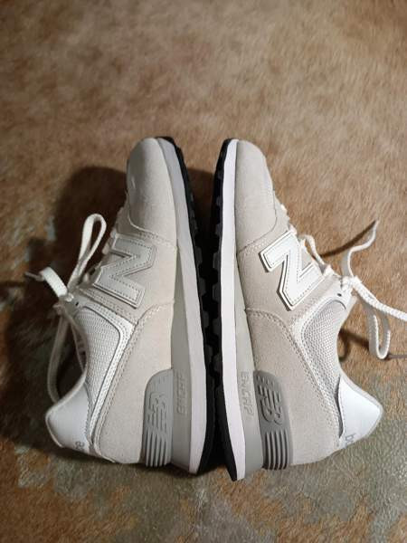 New Balance Classic 574  tossut lenkkarit 40/26cm Helsinki - изображение 6