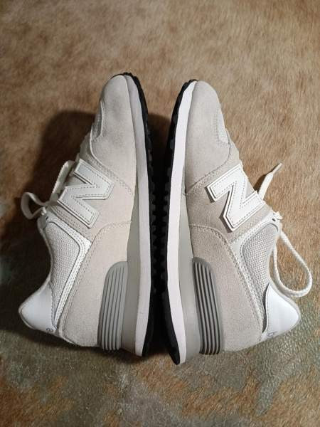 New Balance Classic 574  tossut lenkkarit 40/26cm Helsinki - изображение 5