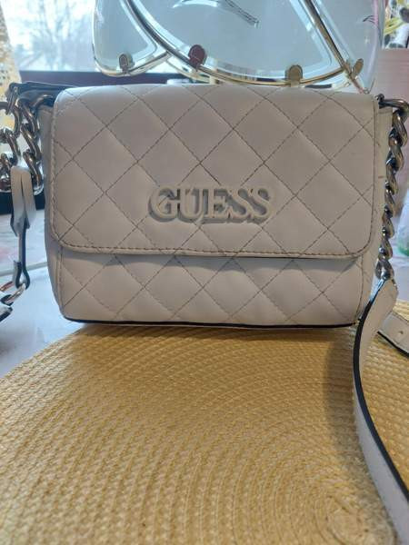 GUESS laukku Raasepori - изображение 1